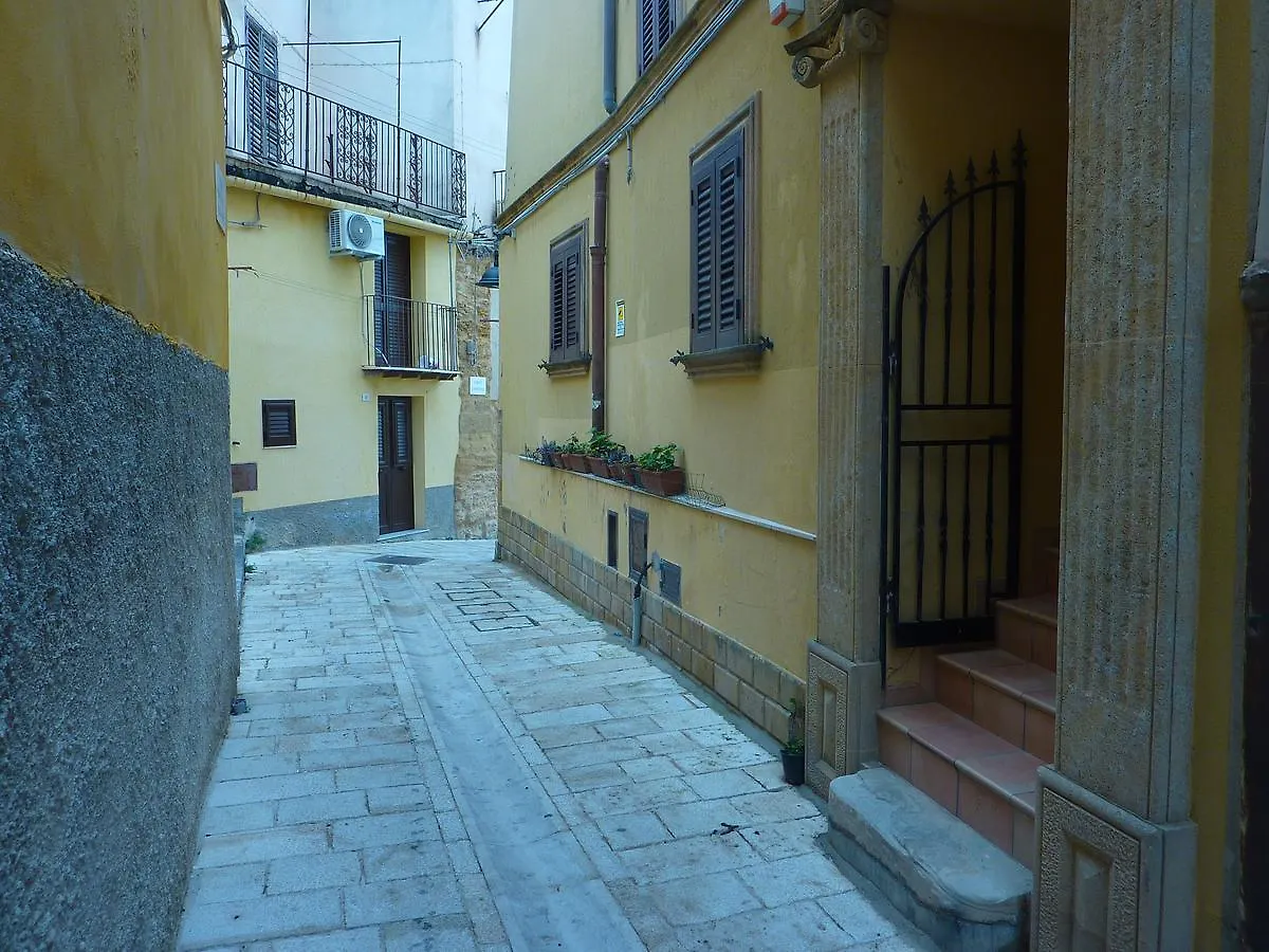 Bed and Breakfast Duomo Rent Room & Flat Αγκριτζέντο