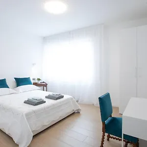  Bed & Breakfast Bb Elite Berchet Italy